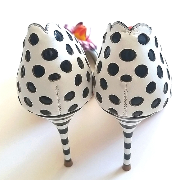 Sophia Webster Mika Floral D'Orsay Pump 36 NIB - Picture 7 of 10